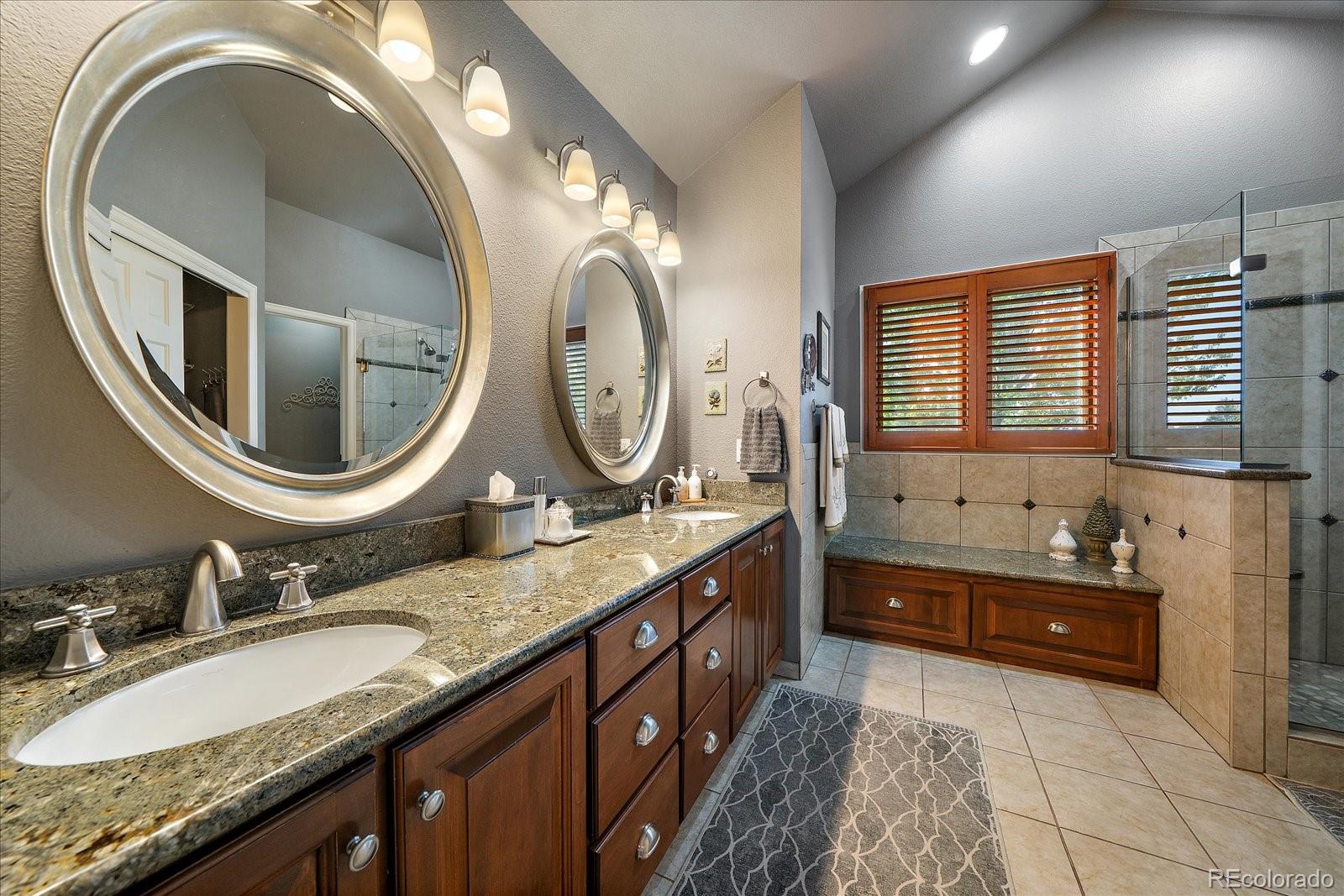 5852 S Danube Circle Aurora CO 80015