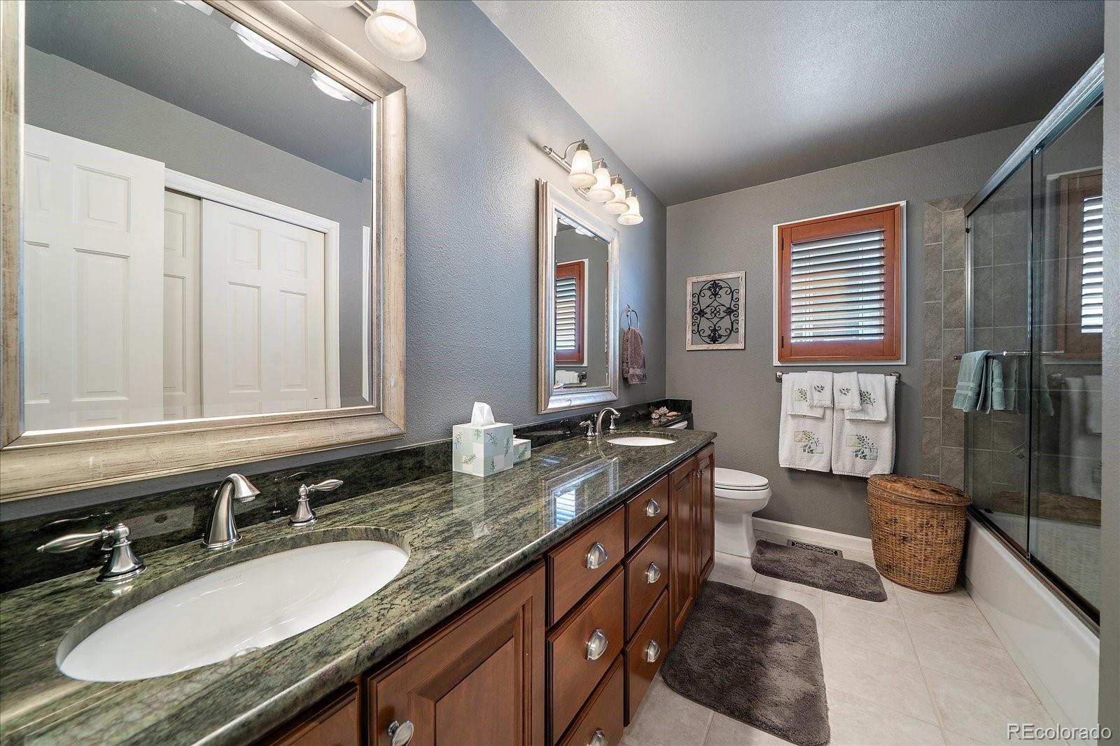 5852 S Danube Circle Aurora CO 80015