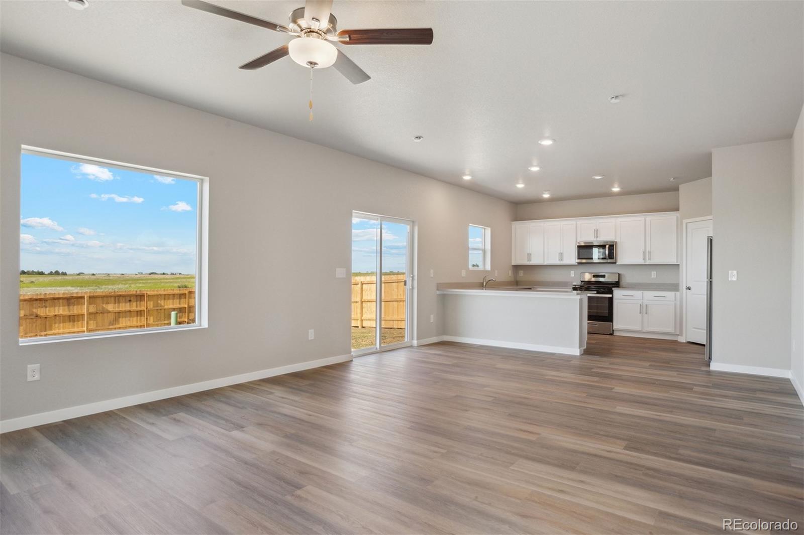 48295 Shetland Drive Bennett CO 80102