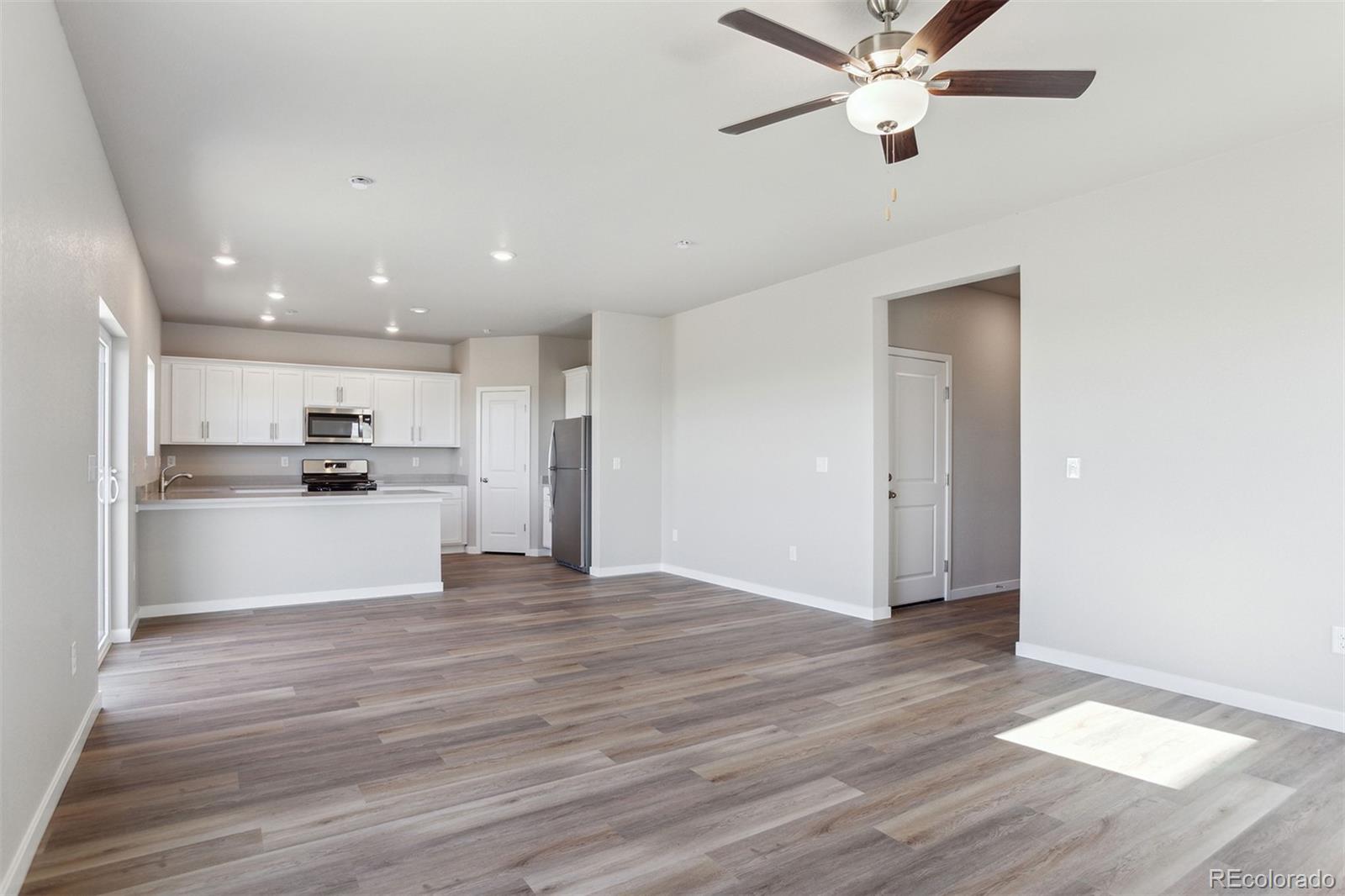 48295 Shetland Drive Bennett CO 80102