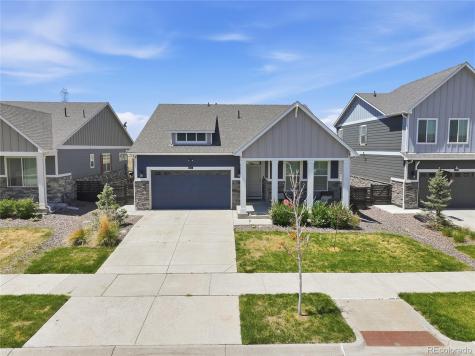 141 S Quantock Street Aurora CO 80018