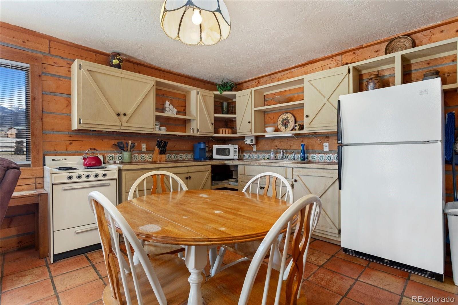716 W Blarney Stone Road Howard CO 81233