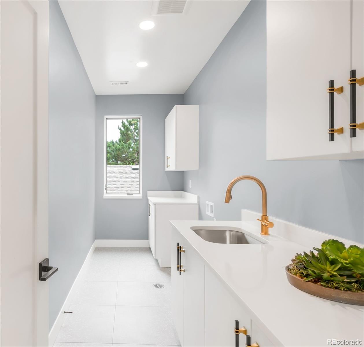 1466 S Gaylord Street Denver CO 80210