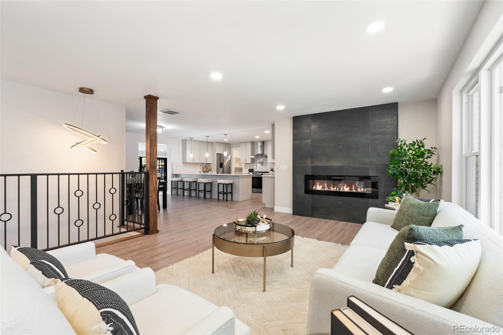 Denver CO, 3831 S Hillcrest Drive