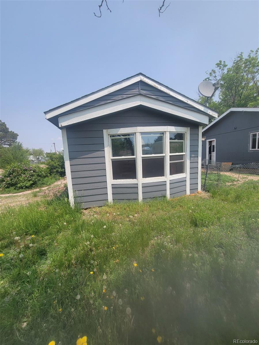 722 Pawnee Avenue Flagler CO 80815