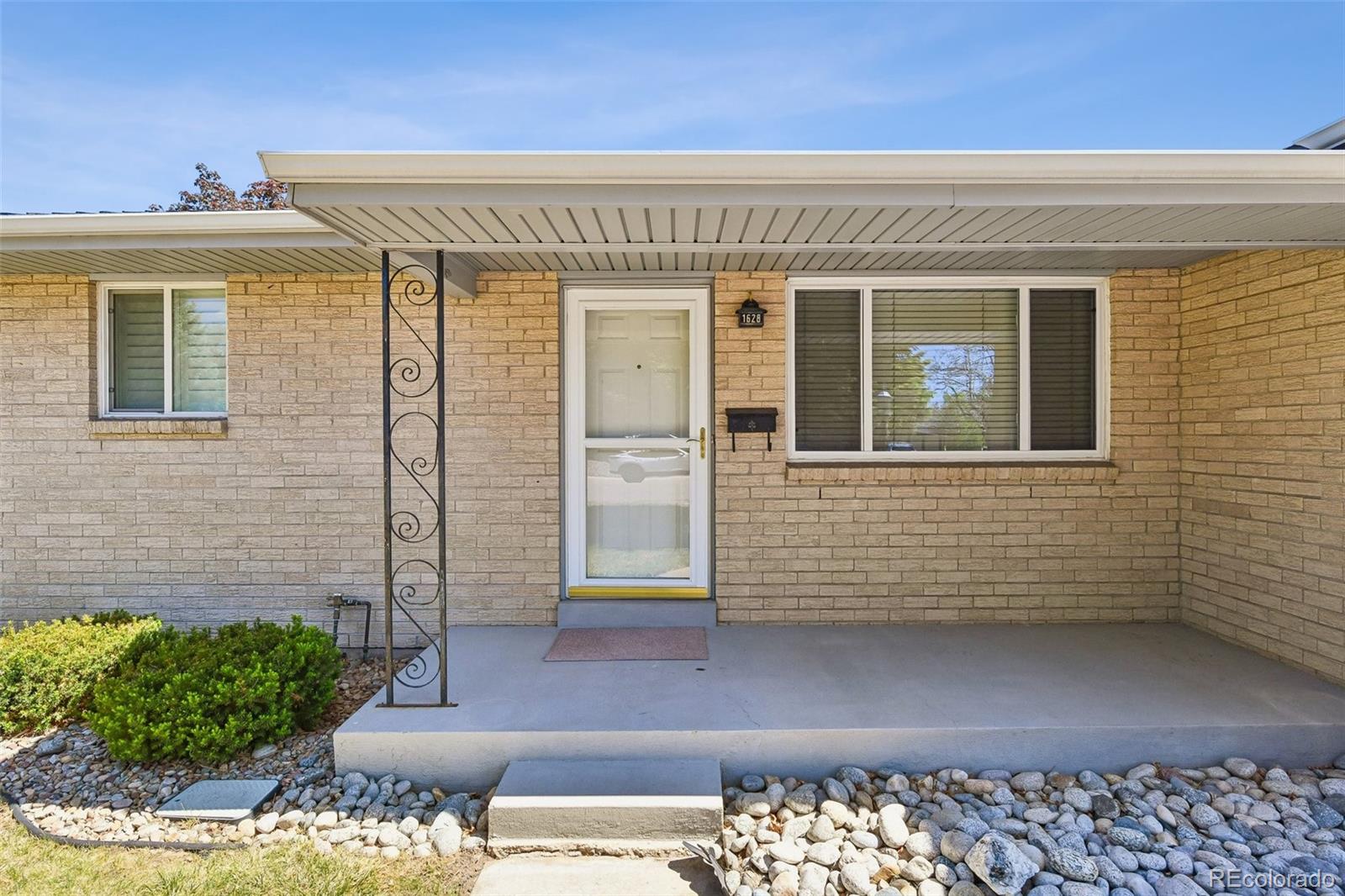 1628 S Dudley Court Lakewood CO 80232
