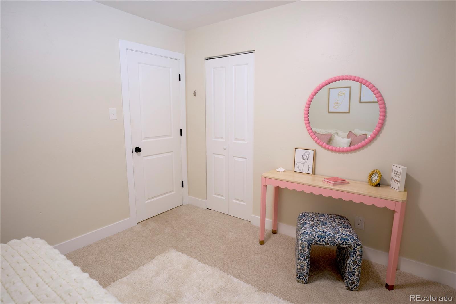 647 S Jasmine Way Denver CO 80224