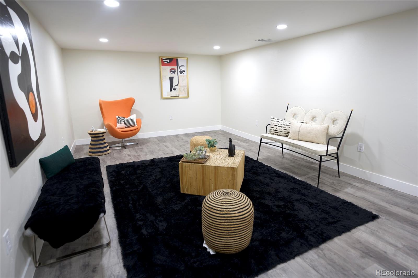 647 S Jasmine Way Denver CO 80224