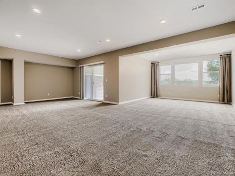 8450 S Biloxi Court Aurora CO 80016