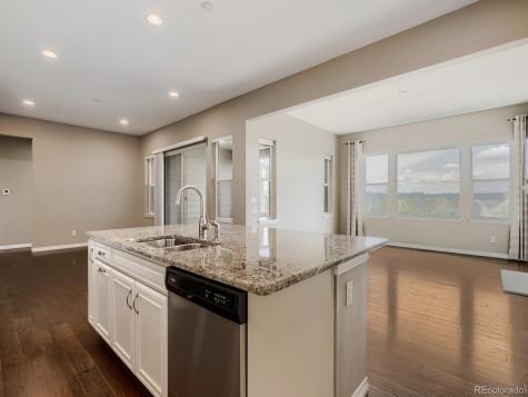 8450 S Biloxi Court Aurora CO 80016