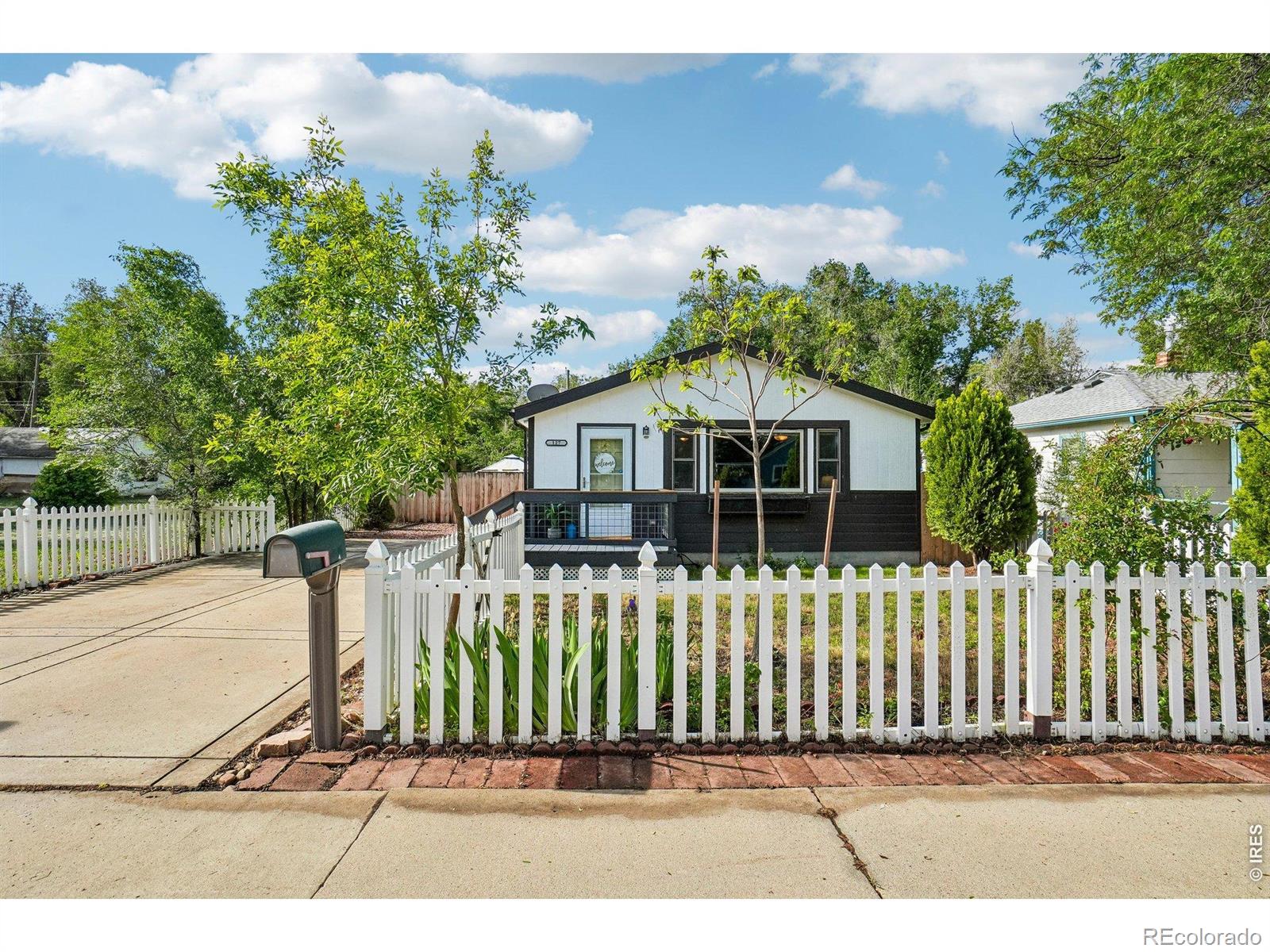 127 E Saint Clair Avenue Longmont CO 80504