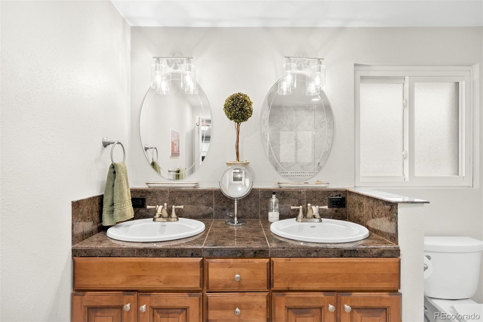 7180 W Fairview Drive Littleton CO 80128