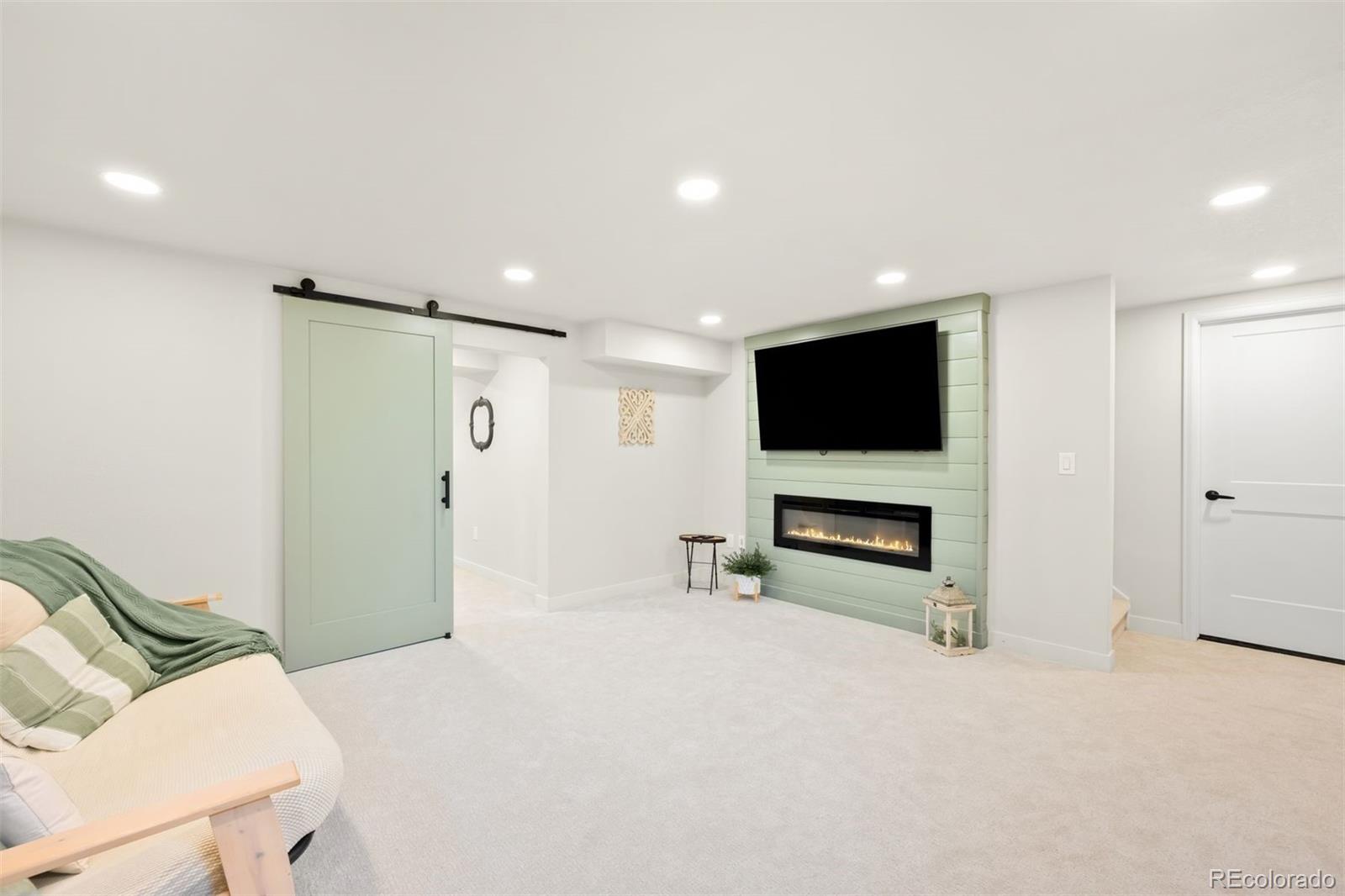 7180 W Fairview Drive Littleton CO 80128