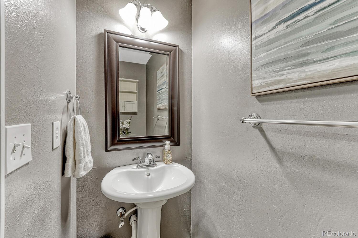 7054 S Elm Street Centennial CO 80122