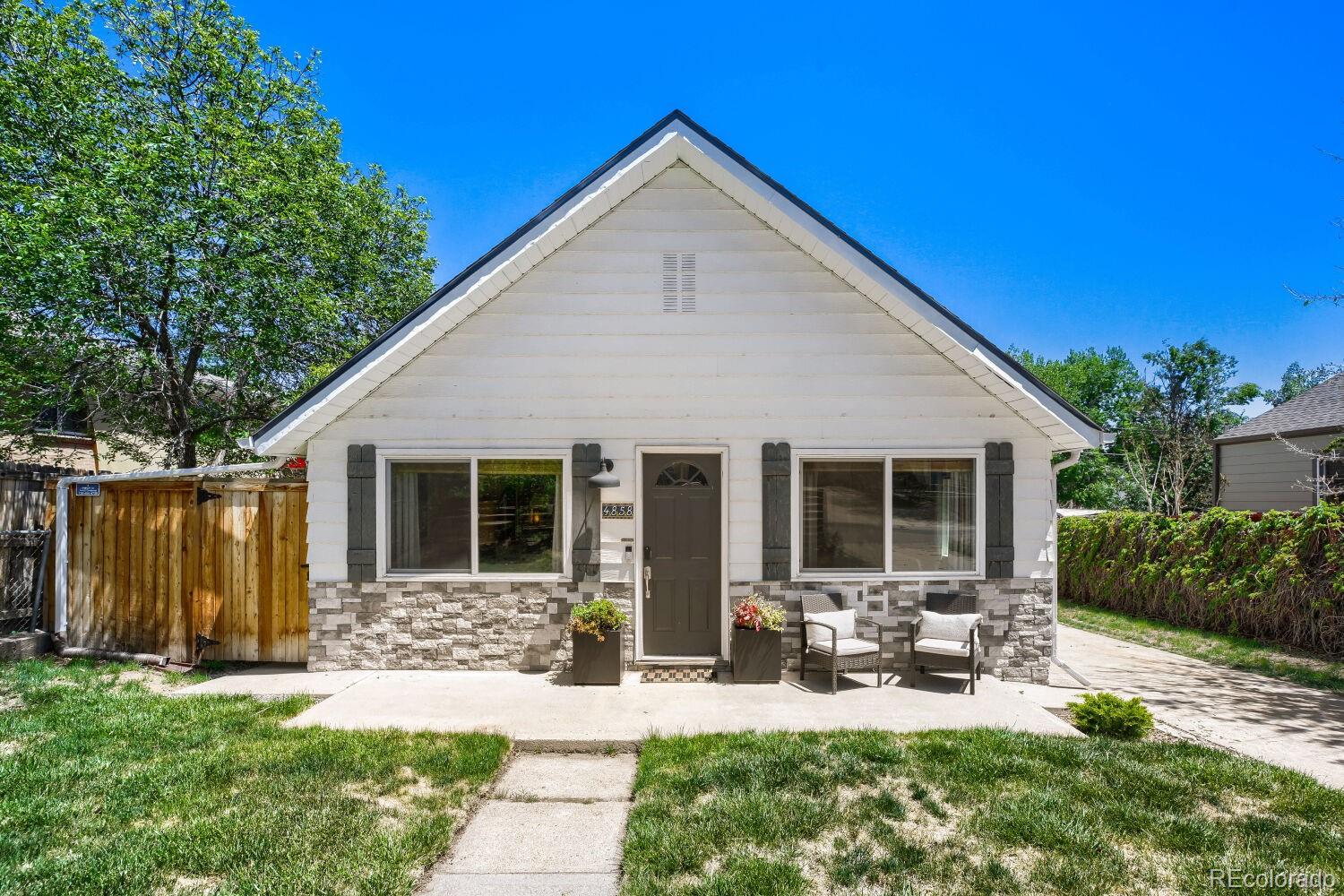 4858 Beach Court Denver CO 80221