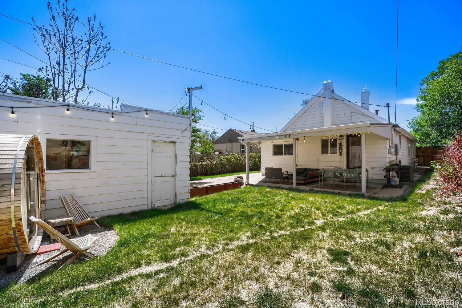 4858 Beach Court Denver CO 80221