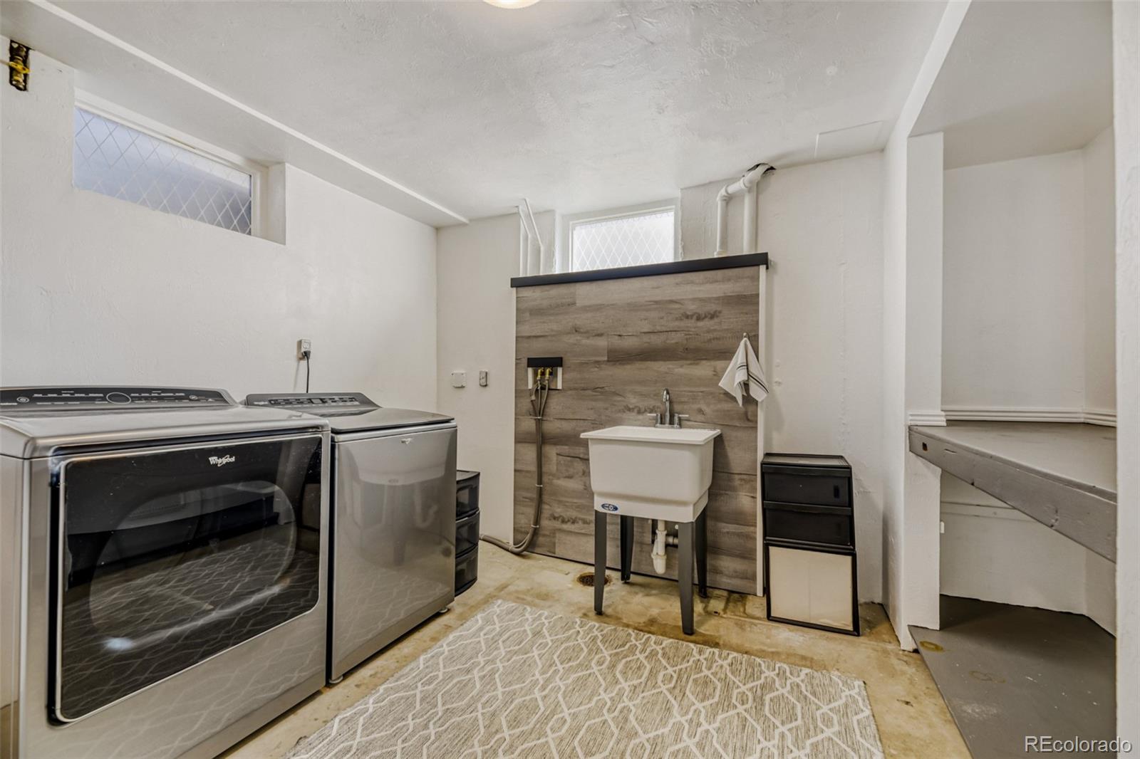 2568 S Zurich Court Denver CO 80219