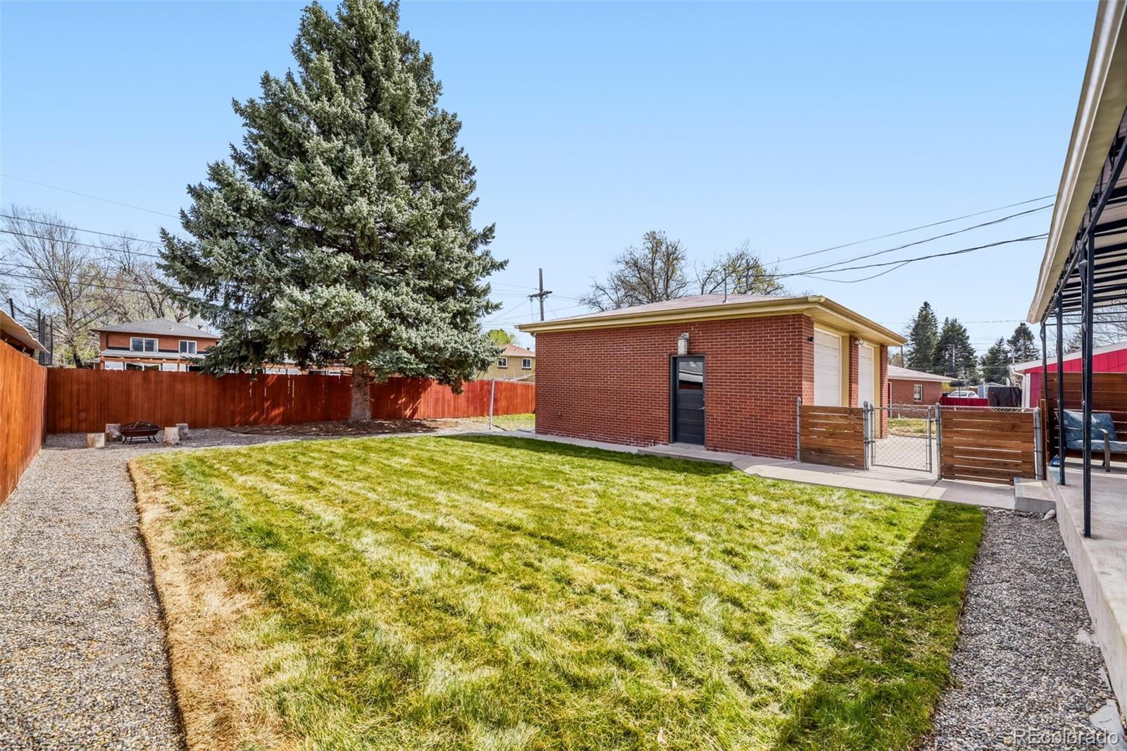 2568 S Zurich Court Denver CO 80219