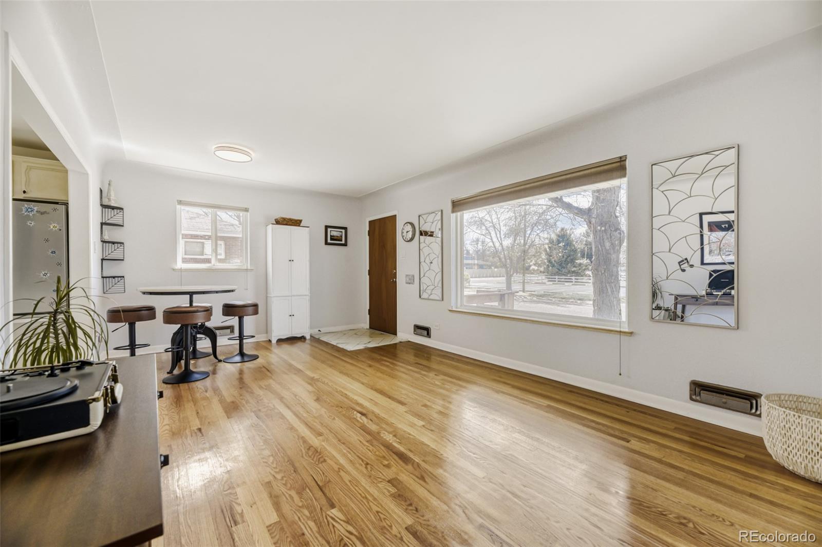 2568 S Zurich Court Denver CO 80219