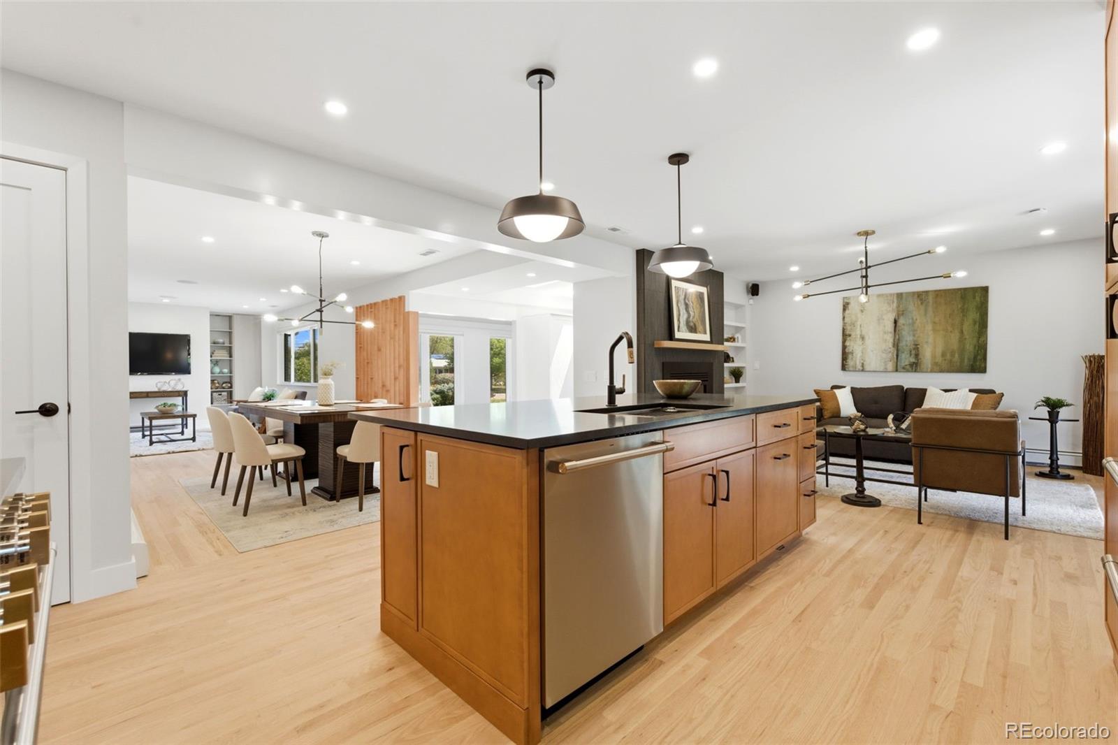 613 S Oneida Way Denver CO 80224