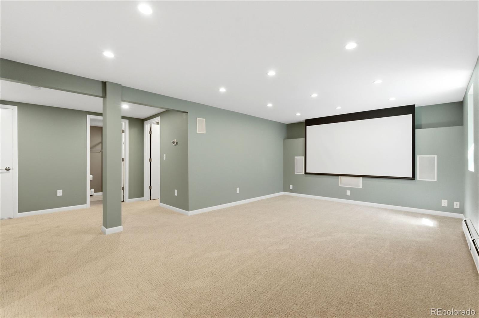 613 S Oneida Way Denver CO 80224