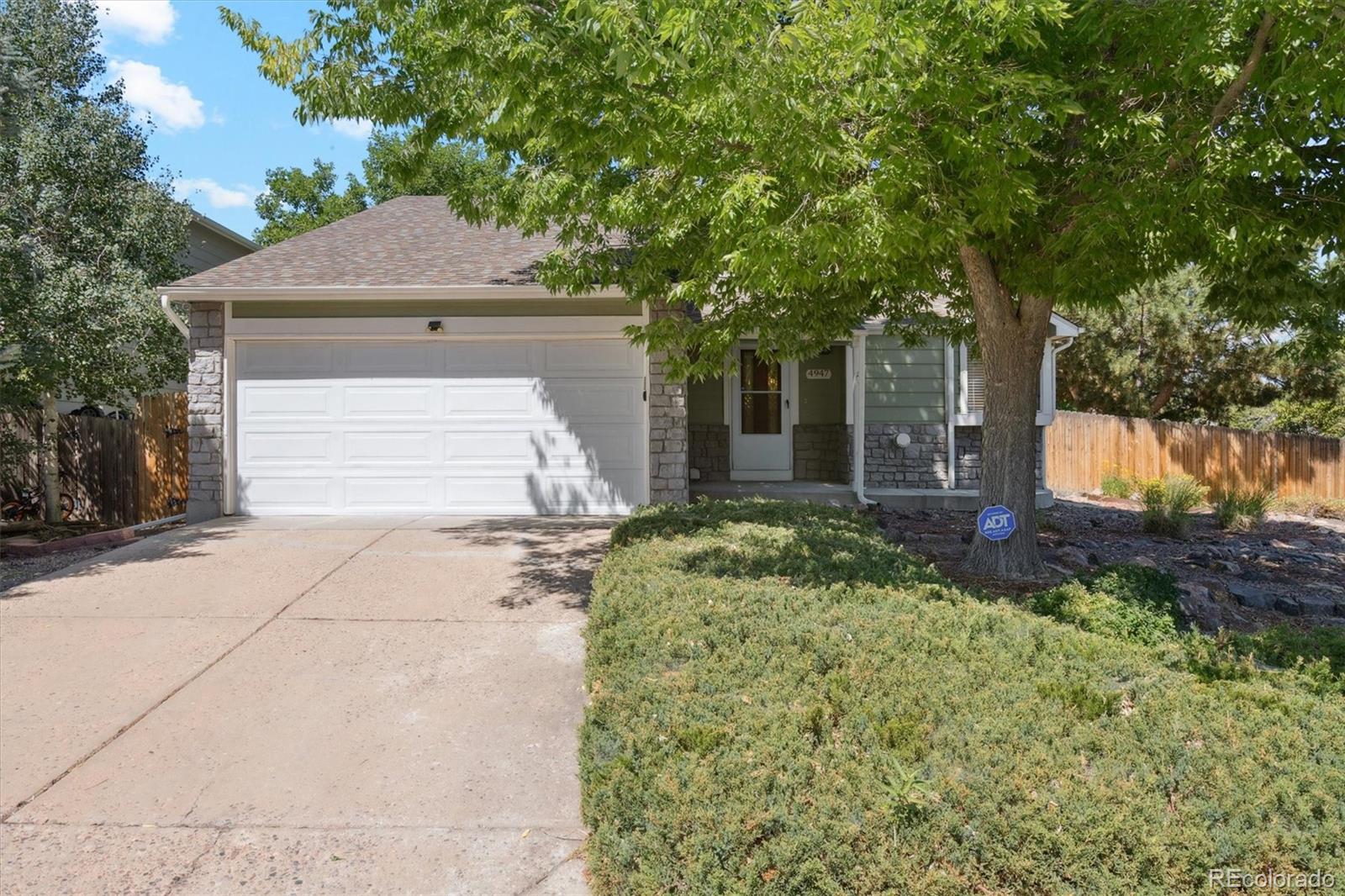 4947 S Espana Way Centennial CO 80015