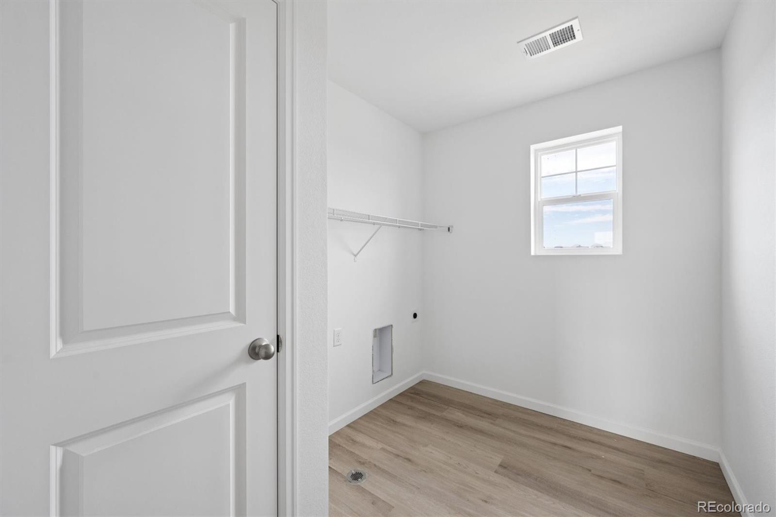 424 S Rifle Street Aurora CO 80017