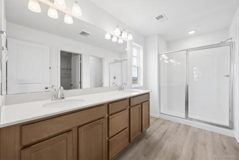 424 S Rifle Street Aurora CO 80017