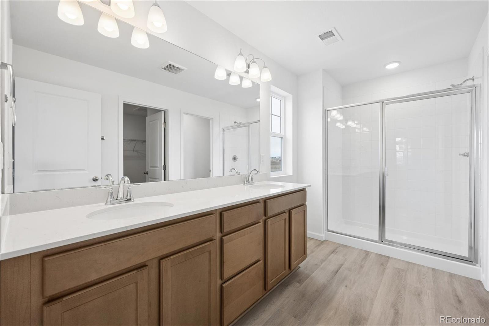 424 S Rifle Street Aurora CO 80017