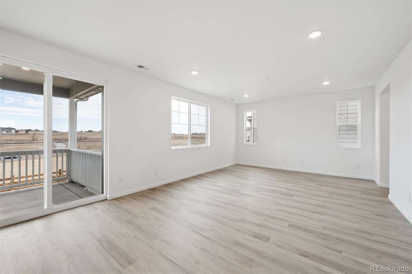 424 S Rifle Street Aurora CO 80017