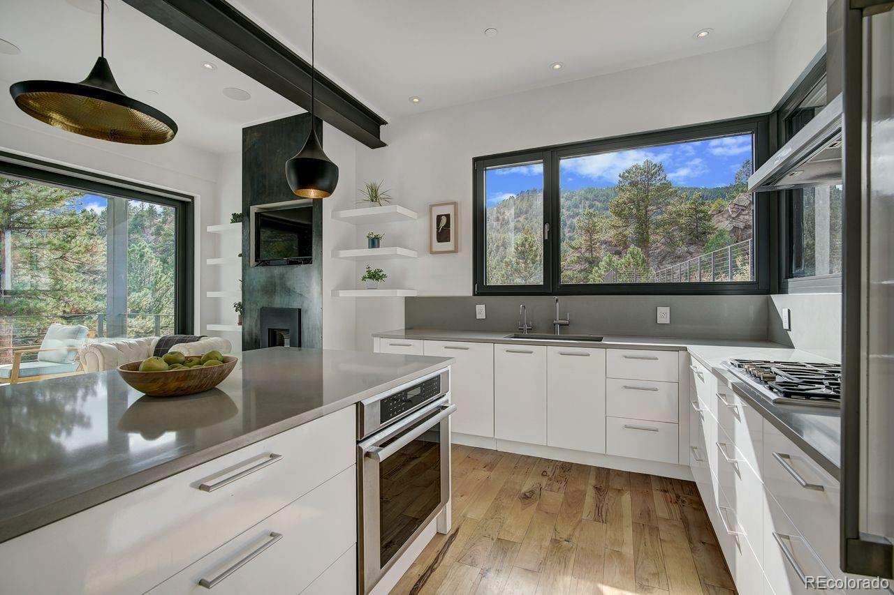 228 Lion Point Boulder CO 80302