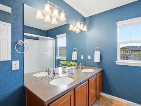 2626 Gray Wolf Loop Broomfield CO 80023