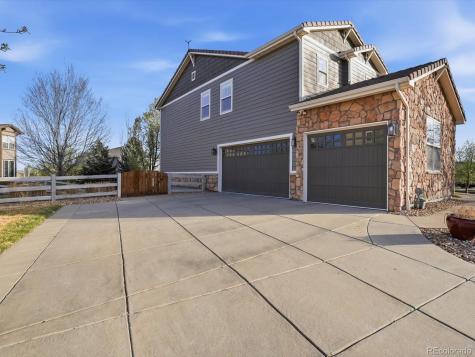 2626 Gray Wolf Loop Broomfield CO 80023