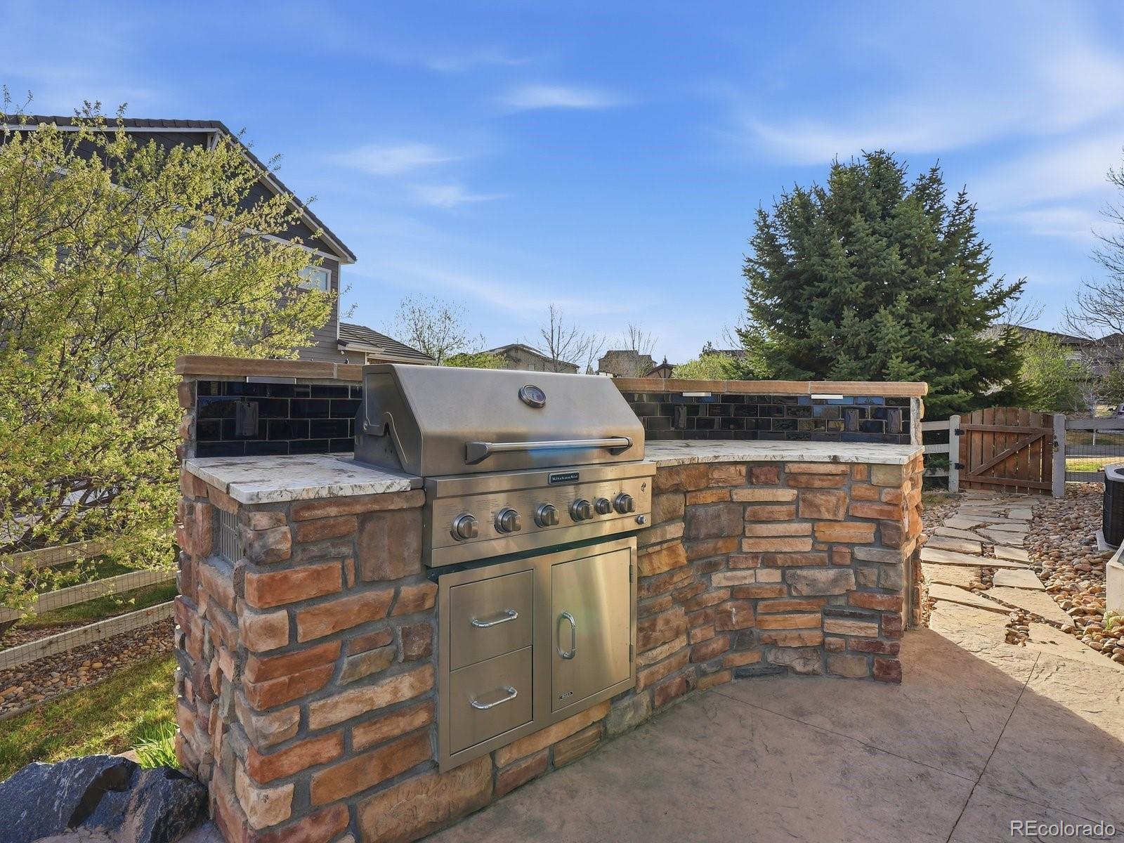 2626 Gray Wolf Loop Broomfield CO 80023