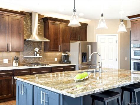2626 Gray Wolf Loop Broomfield CO 80023