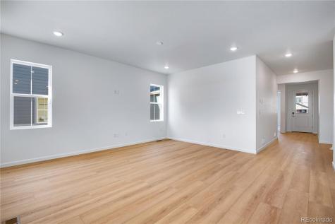 24562 E 34th Avenue Aurora CO 80019