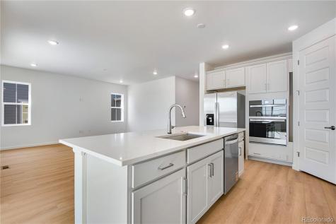 24562 E 34th Avenue Aurora CO 80019