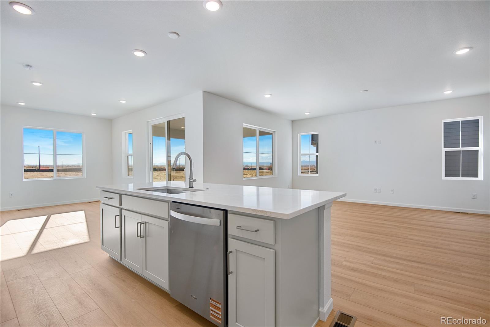 24562 E 34th Avenue Aurora CO 80019