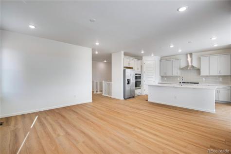 24562 E 34th Avenue Aurora CO 80019