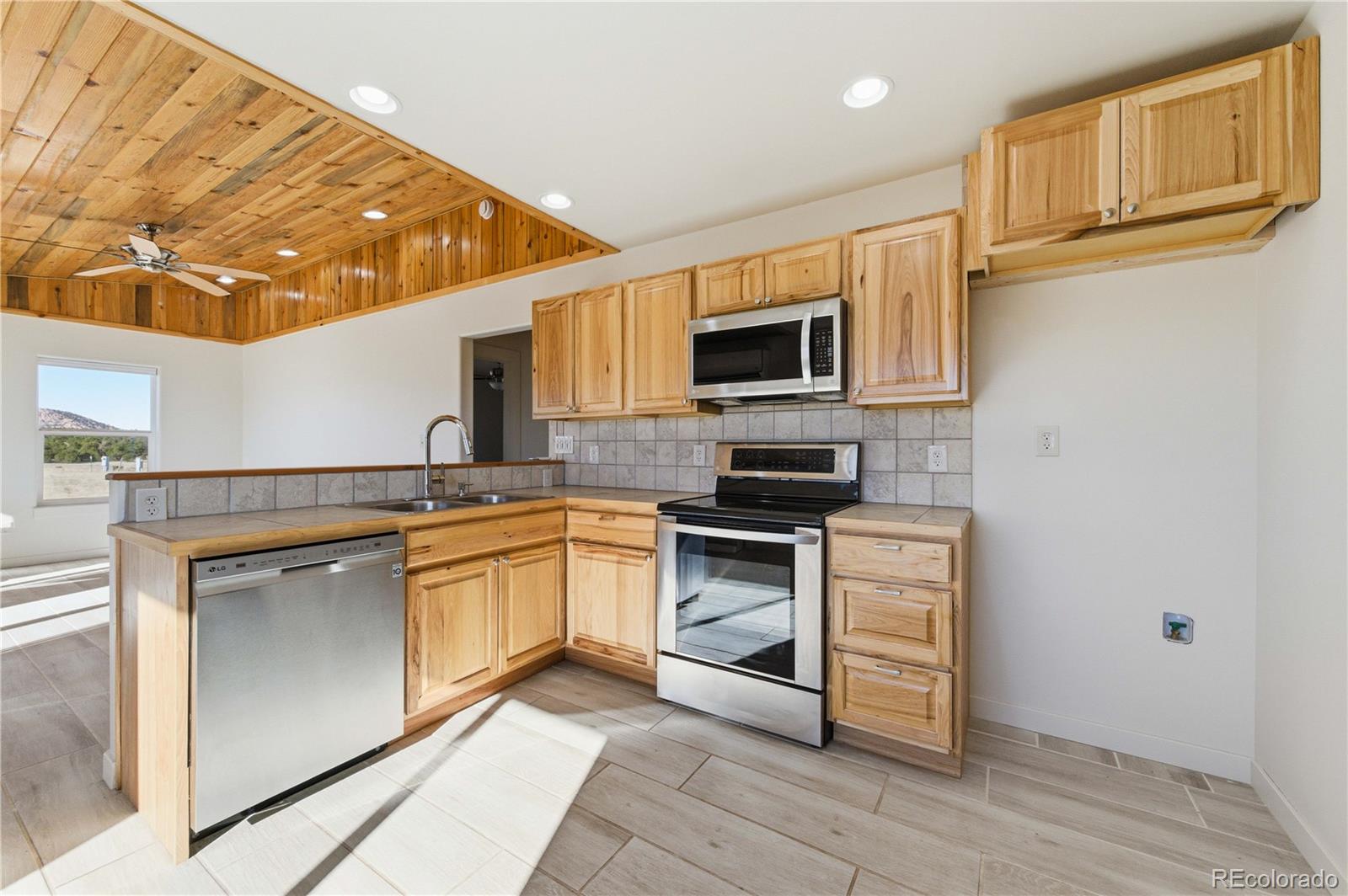 1863 16th Trail Cotopaxi CO 81223
