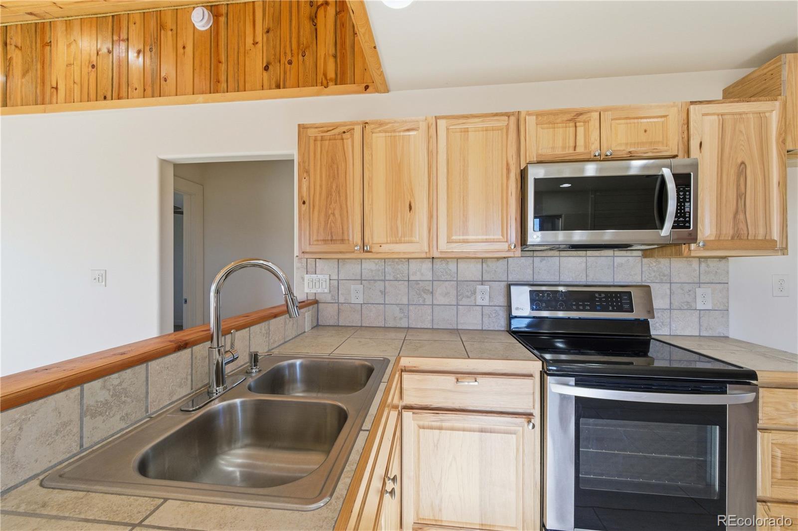 1863 16th Trail Cotopaxi CO 81223