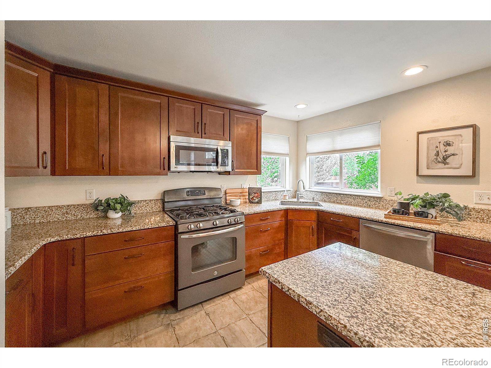 584 Sugar Mill Place Longmont CO 80504