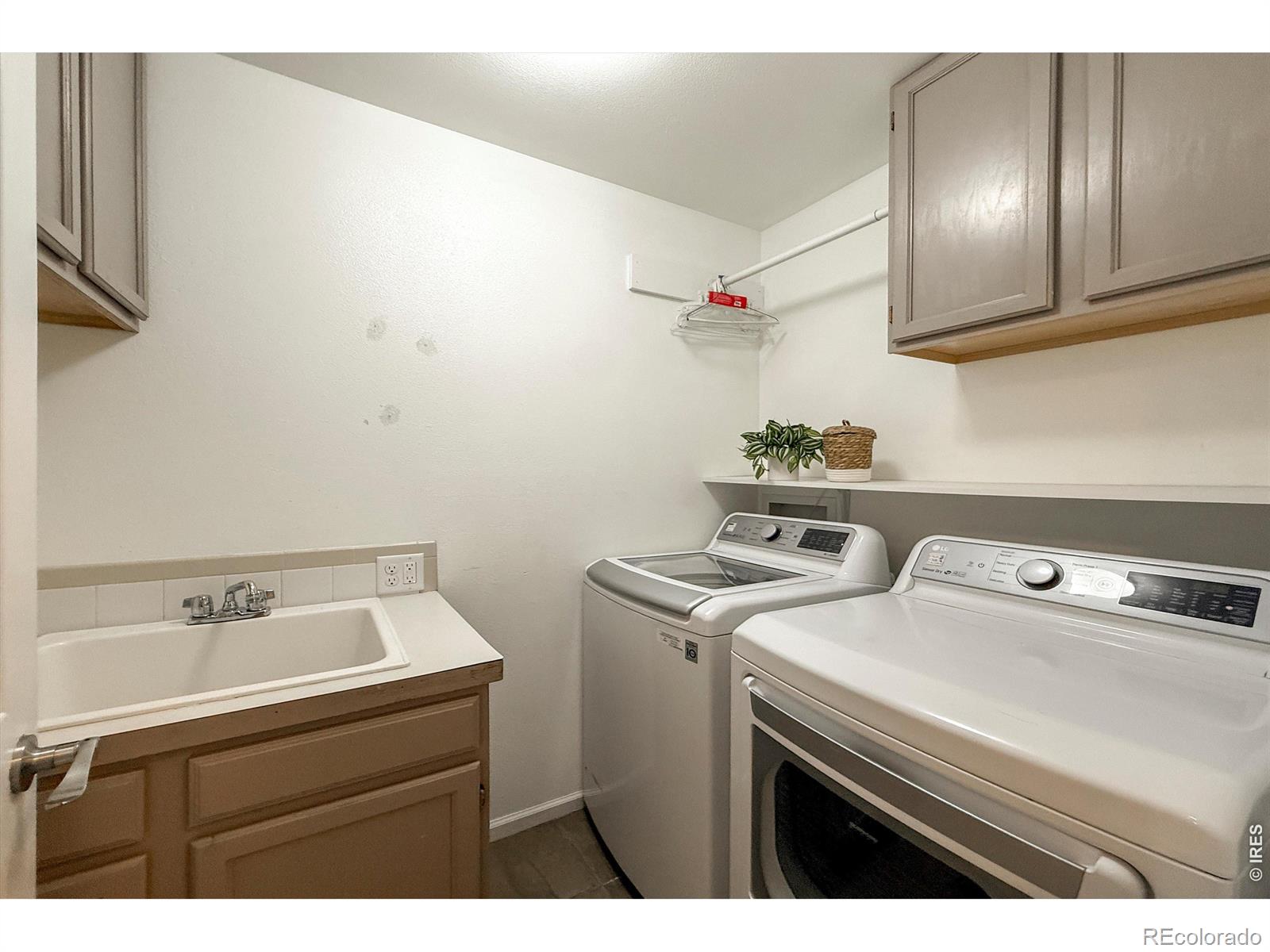584 Sugar Mill Place Longmont CO 80504