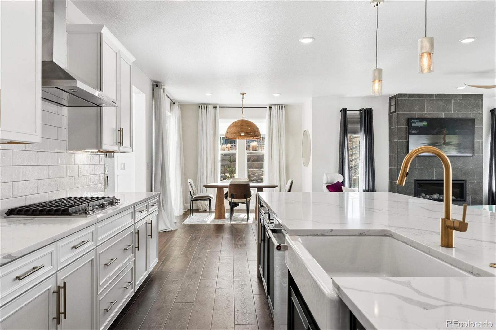 8507 Hotchkiss Loop Littleton CO 80125