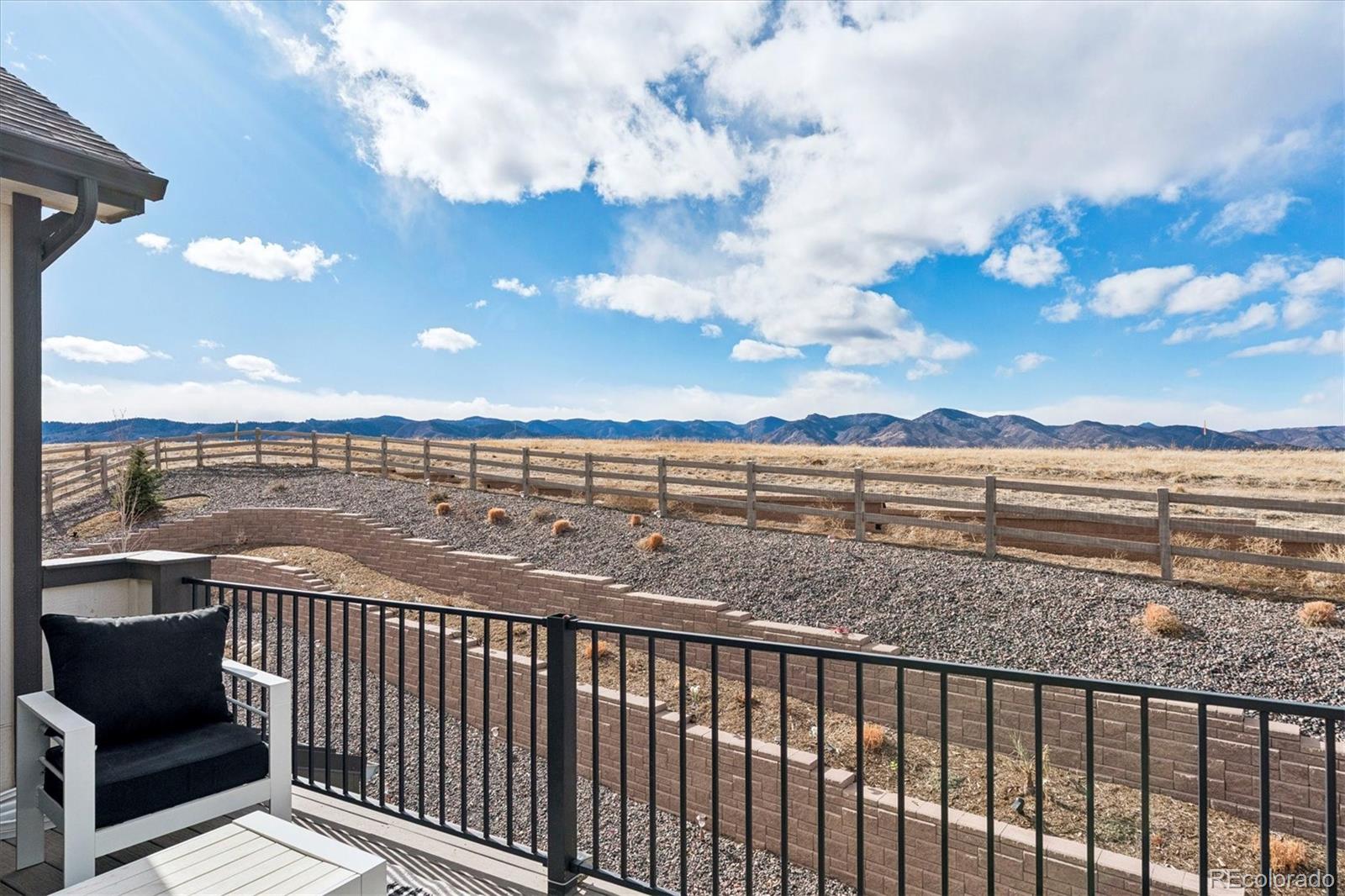 8507 Hotchkiss Loop Littleton CO 80125