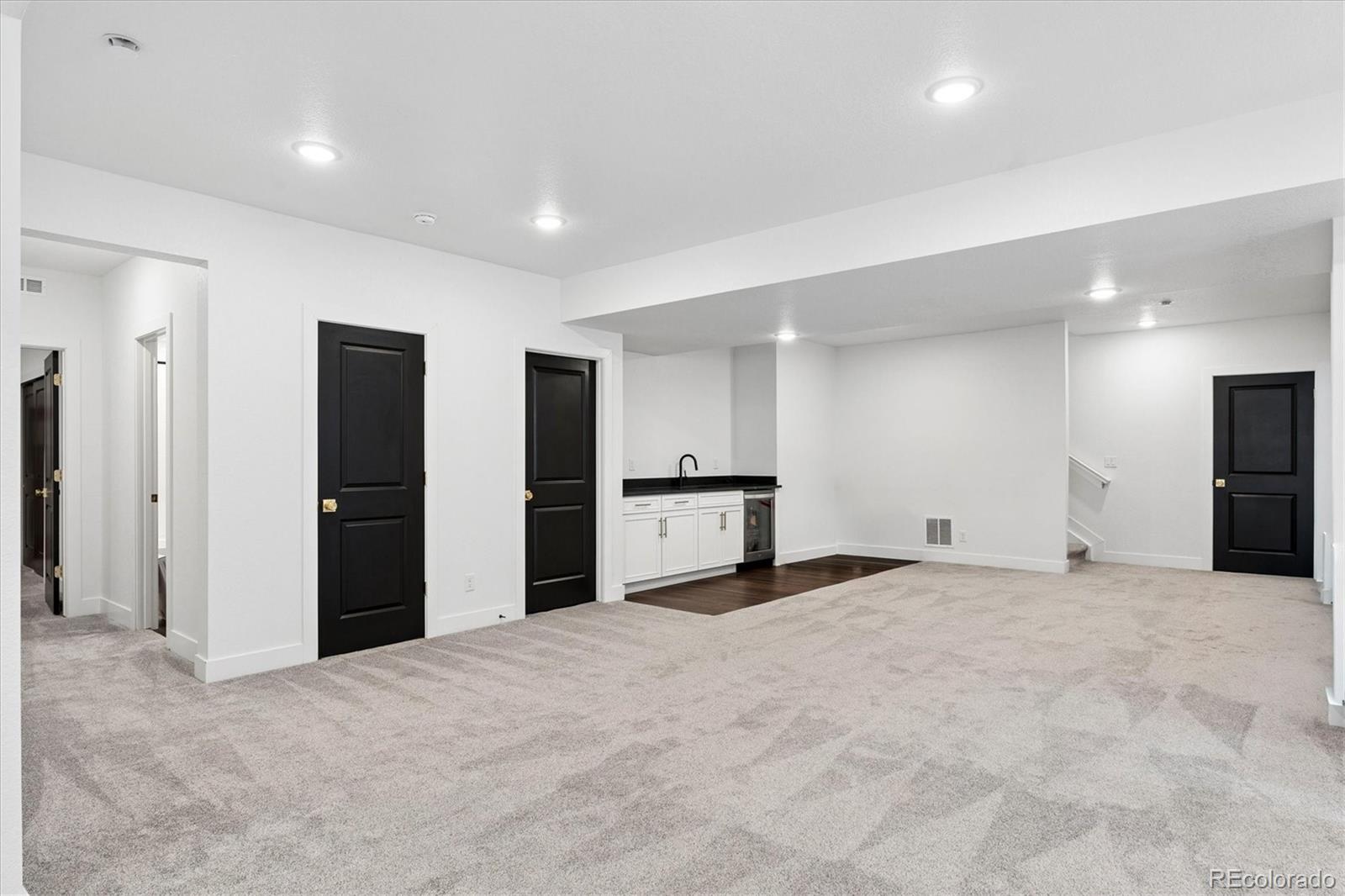 8507 Hotchkiss Loop Littleton CO 80125