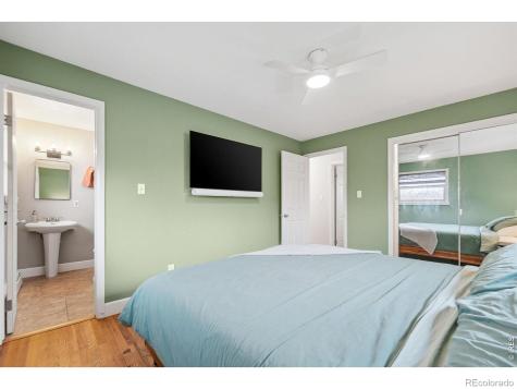 6034 S Steele Street Centennial CO 80121