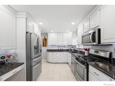 6034 S Steele Street Centennial CO 80121
