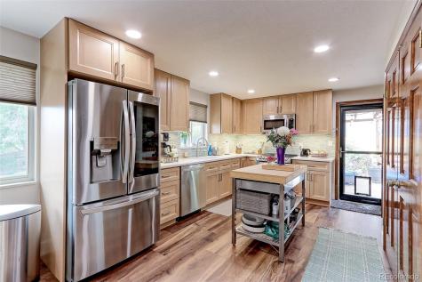 8118 W 69th Way Arvada CO 80004
