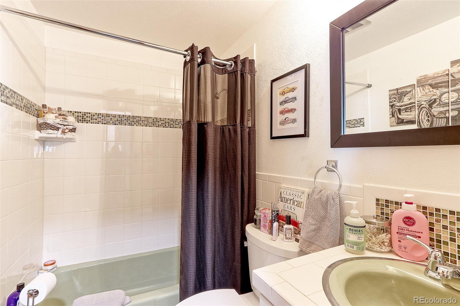 8118 W 69th Way Arvada CO 80004